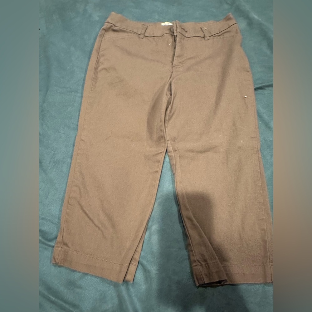 Cropped women’s dress shorts